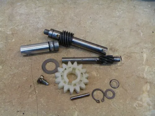 Suzuki 250 TS TS250 Used Engine Oil Tach Drive Gears 1978 SB57