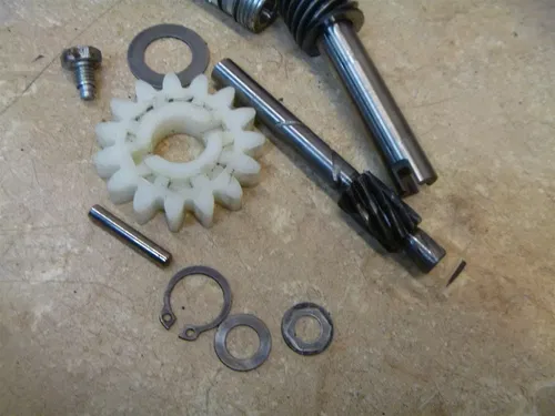 Suzuki 250 TS TS250 Used Engine Oil Tach Drive Gears 1978 SB57
