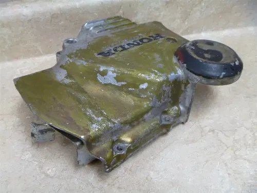Honda 650 CB650-C CUSTOM CB 650 Used Engine Sprocket Chain Cover 1980 #HB52