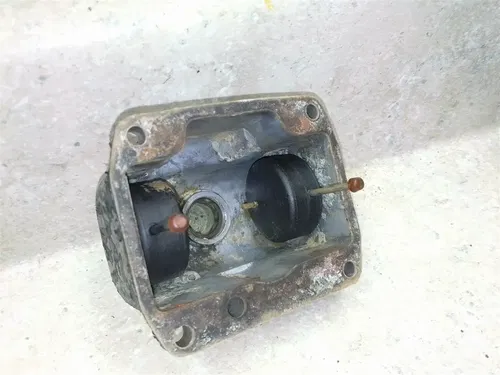 Yamaha 500 SC SC500 Engine Carburetor Float Bowl 1973 B-148 ANX