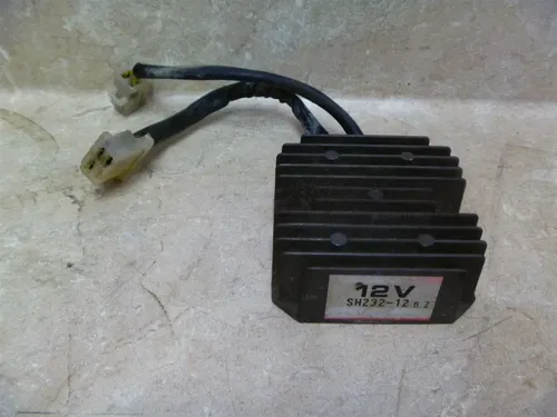 Honda 400 CM400-T CM 400 T Used Regulator Rectifier 1980 #HB10