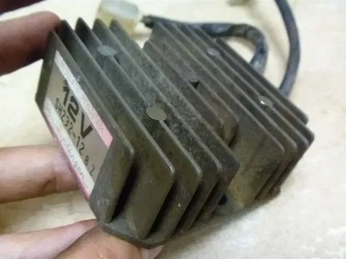 Honda 400 CM400-T CM 400 T Used Regulator Rectifier 1980 #HB10