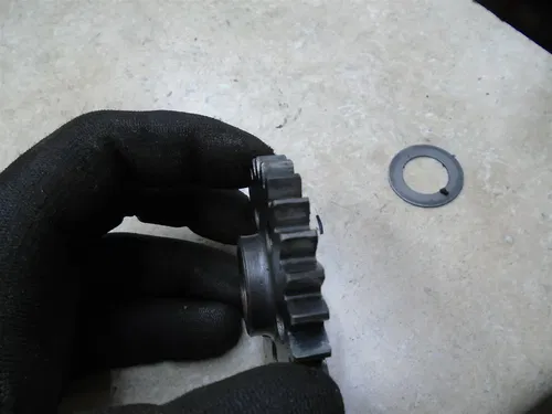 Suzuki 250 PE Enduro PE250 Engine Kick Idle Gear 1977 Vintage SB155 JD