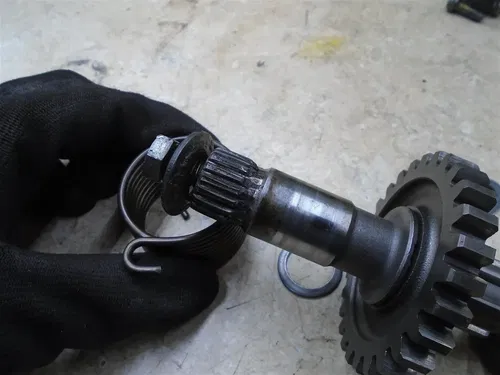 Suzuki 250 RM AHRMA RM250-E Engine Kickstarter Spindle Shaft 1984 WD SB120