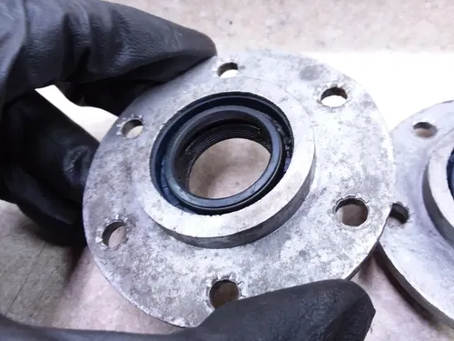 Bultaco 250 Astro MK6 Model 105 Engine Case Bearing Retainer Plate 1973 ANX-B227