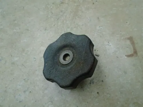 Kawasaki 600 ZX ZX6 NINJA ZX600-E Radiator Cap 2001 KB151