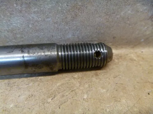 Honda 175 CL TWIN CL175-K6 Used Front Wheel  Axle 1972 HB187