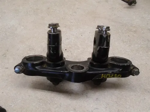 Honda 185 XR XR185 XR185 Used Top Triple Clamp 1979 HB230