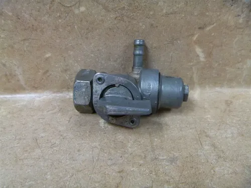 Honda 350 CL SCRAMBLER CL350-K1 Used Gas Fuel Petcock 1969 #HB49 Vintage