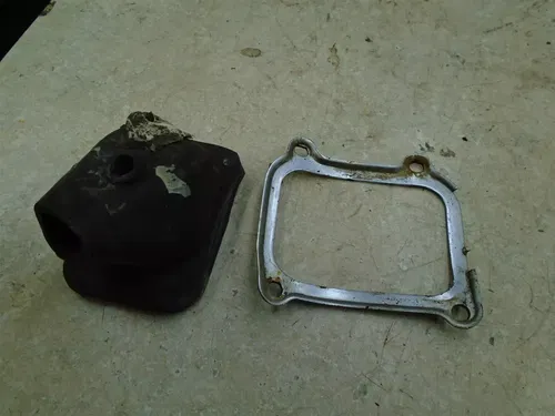 Kawasaki 250 F81 F81M Engine Cracked Intake Boot 1971 KB139
