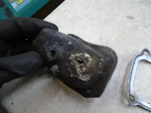 Kawasaki 250 F81 F81M Engine Cracked Intake Boot 1971 KB139