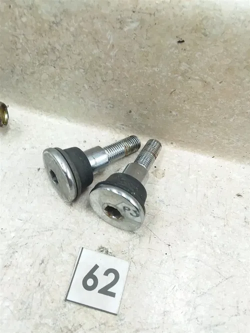 Suzuki 850 GS850-GL Front Footpeg Mount Bolts Set 1981 1982 #62 ANX C50