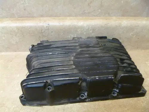 Yamaha 750 XS STANDARD XS750-2D Used Engine Oil Pan 1977 YB88