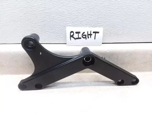 2006 Suzuki V-Strom DL-1000 Right Frame Motor Mount Bracket Stay PJ-12