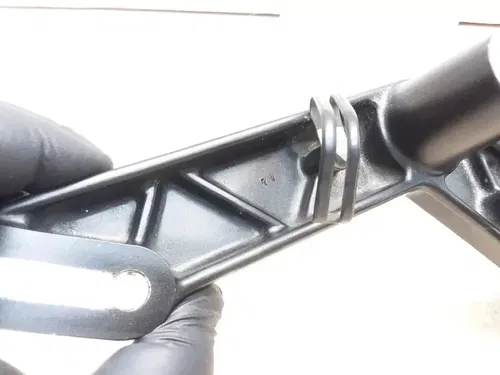 2006 Suzuki V-Strom DL-1000 Right Frame Motor Mount Bracket Stay PJ-12