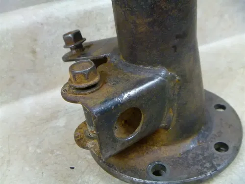 Kawasaki 220 KLF BAYOU KLF220-A1 Used  Left Rear Axle Carrier Housing 1988 #KB23