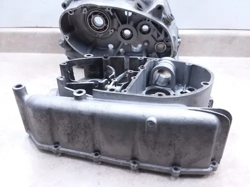 Ducati 250 Scrambler SCR Engine Crankcase Crank Case Set 1966 1967 VTG ANX-C18
