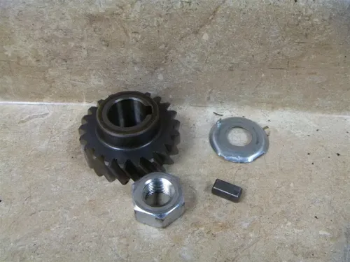 Suzuki 250 TS SAVAGE TS250 Used Engine Crank Gear Vintage 1969 SB51