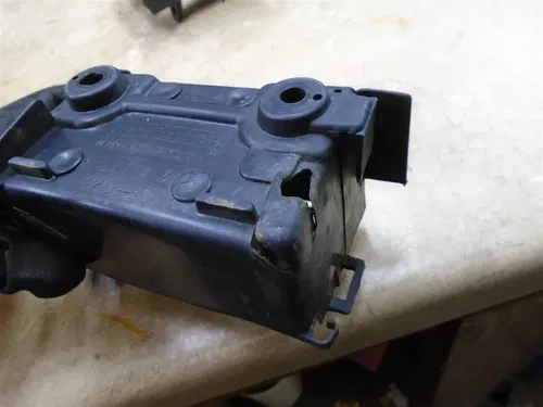 Honda 50 NQ SPREE MOPED NQ50 Battery Box HB408