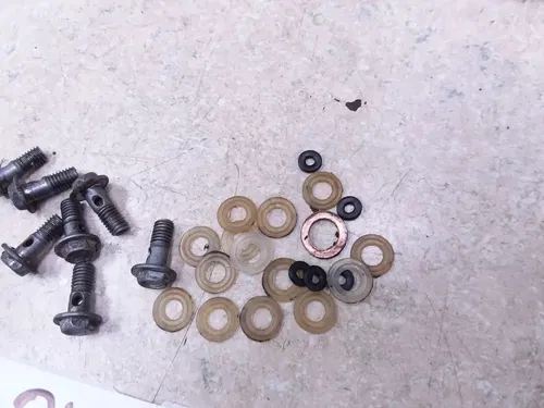 Suzuki 380 GT GT380 Sebring Engine Oil Pump Line Bolt Washer Lot 1975 ANX-C5