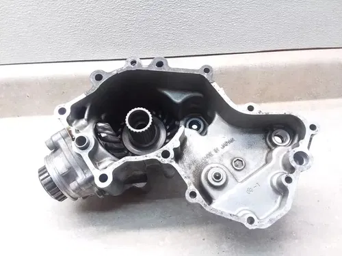 1988 Kawasaki VN 1500 Vulcan VN1500-A2 Engine Drive Bevel Gear Case PJ-11