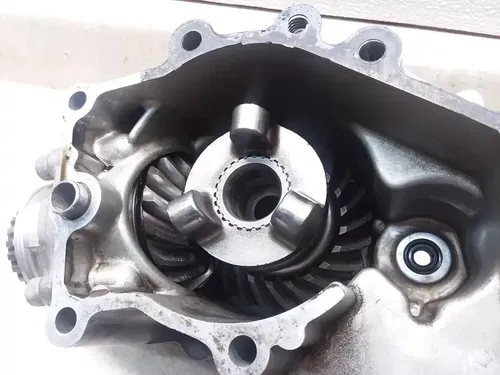 1988 Kawasaki VN 1500 Vulcan VN1500-A2 Engine Drive Bevel Gear Case PJ-11