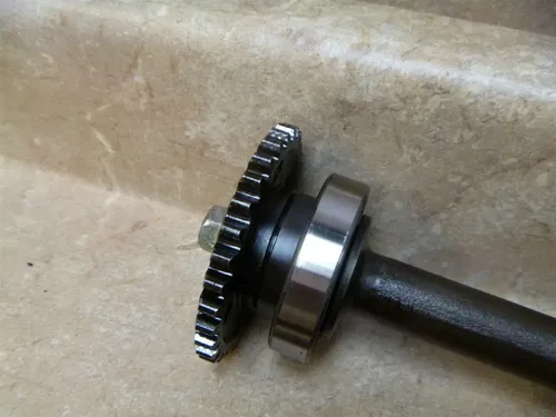 Suzuki 700 GV MADURA GV700 Used Engine Starter Shaft Gear 1985 #SB15