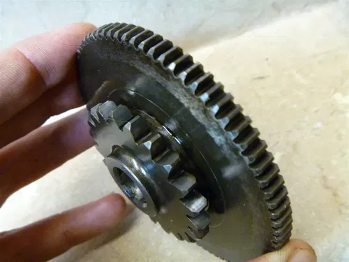 Kawasaki 550 GPZ KZ GPZ550-H KZ550-H Used Engine Starter Gear 1982 #SM62
