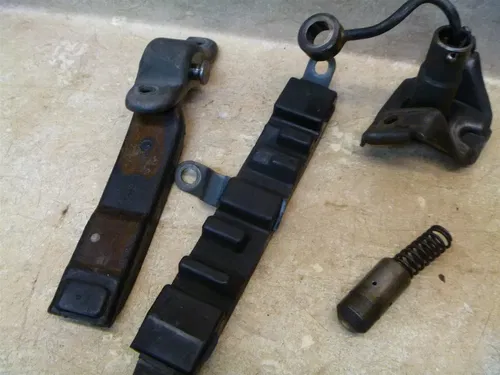 Yamaha 600 FJ FJ600 Used Engine Primary Chain Guides 1984 Vintage YB71
