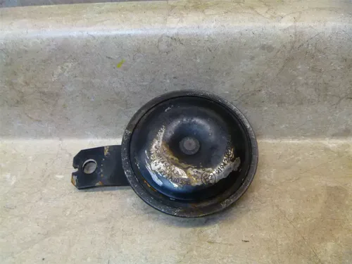 Suzuki 1200 GSF BANDIT GSF1200 Used Horn 1998 SB54