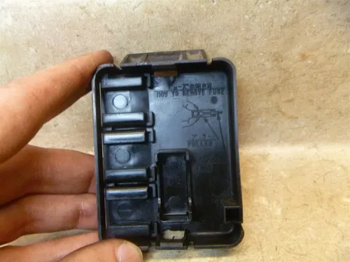 Car Unknown Fuse Box Cover 80s 90s 2000s Vintage SB38