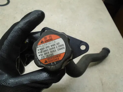 Suzuki 800 VL C50 Boulevard VL800 Used Radiator Cap 2005 SB72