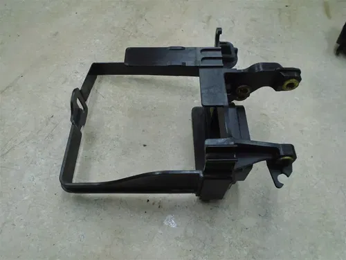 Harley Davidson 883 XL XL883 SPORTSTER 2006 Battery Bracket WD RB49