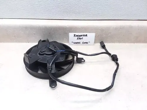 2006 Suzuki V-Strom DL-1000 Radiator Fan Mount Bracket Assy PJ-12
