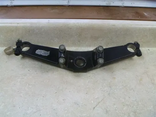 Yamaha 225 YTM TRI-MOTO YTM225-DR Used  Top Triple Clamp 1985 YB118