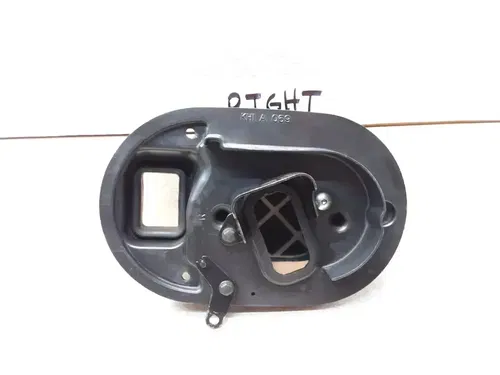 1988 Kawasaki VN 1500 Vulcan VN1500-A2 Right Air Filter Case & Holder PJ-11