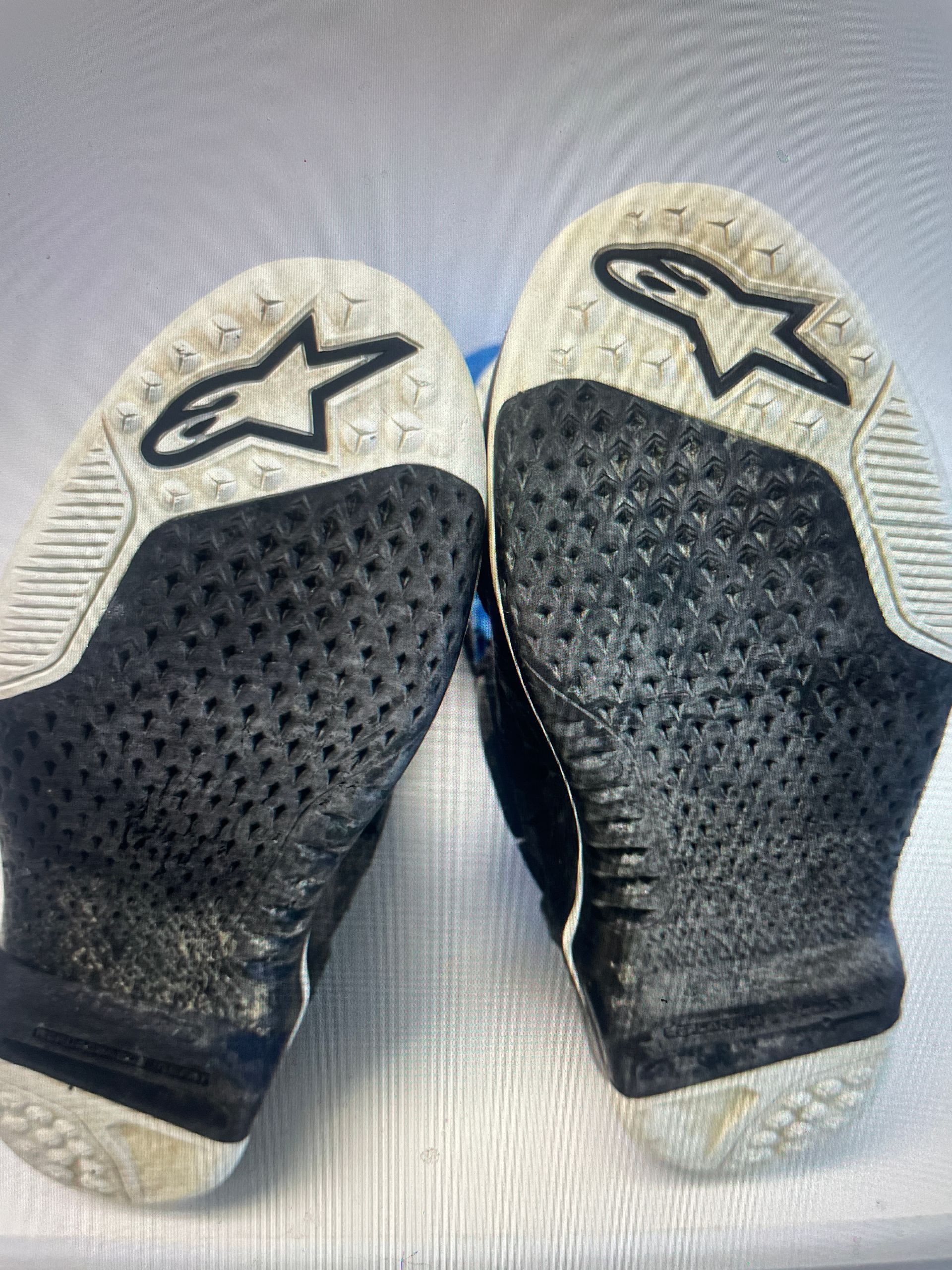 Alpinestars tech 10 Supervented Boots Sz 7  