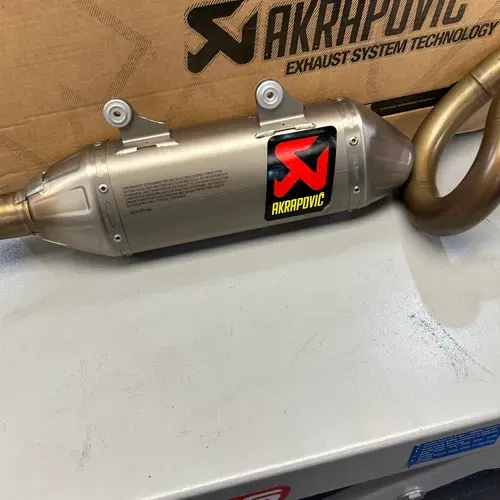 Akrapovic Full Exhaust System 