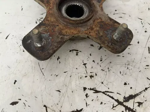 2007  CAN AM OUTLANDER 500 650 XT Rear Right  Wheel Hub