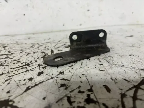 03-04 POLARIS TRAIL BOSS TRAILBOSS 330 MOTOR ENGINE MOUNT STAY BRACKET UPPER