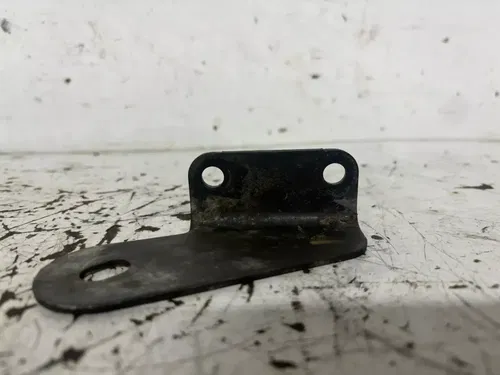 03-04 POLARIS TRAIL BOSS TRAILBOSS 330 MOTOR ENGINE MOUNT STAY BRACKET UPPER