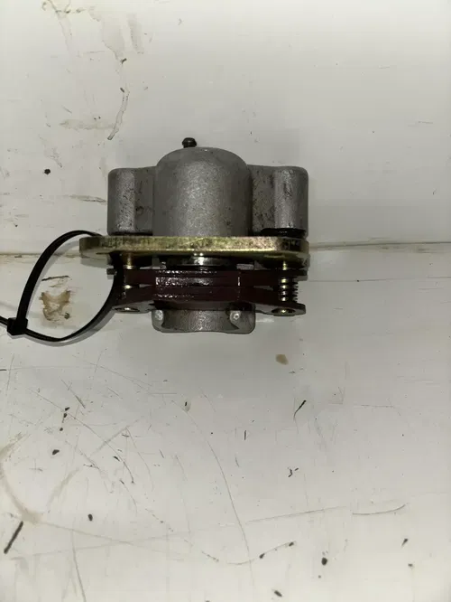 2010 POLARIS RZR 800  LEFT  REAR BRAKE CALIPER