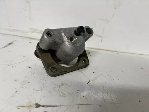 2010 POLARIS RZR 800  LEFT  REAR BRAKE CALIPER