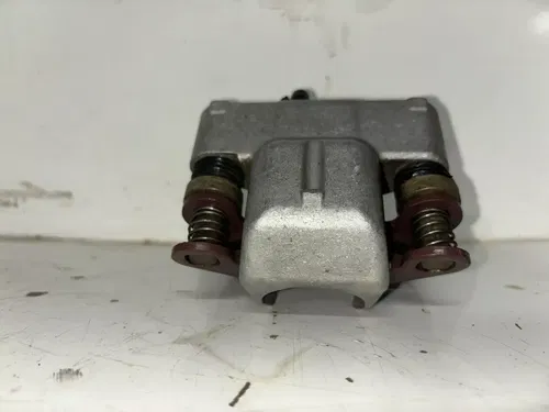 2010 POLARIS RZR 800  LEFT  REAR BRAKE CALIPER