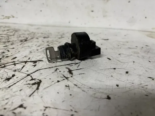 2003 Polaris Trail Boss 330 2x4 Ignition Main Switch & Key