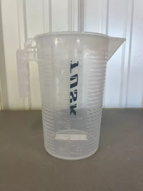 Measuring Cup with Lid Tusk Liquid 35 fl oz 1000 cc ml Oil Change Service Shop