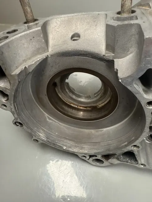 Right Crankcase OEM Kawasaki KX250 Engine Bottom End Case 1997-1999 KX 250