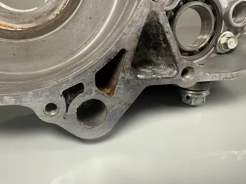 Right Crankcase OEM Kawasaki KX250 Engine Bottom End Case 1997-1999 KX 250