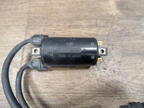 Honda CB650 79-82, CB750 79-83, GL1100 81, CB900-1100 79-83 Ignition Coil