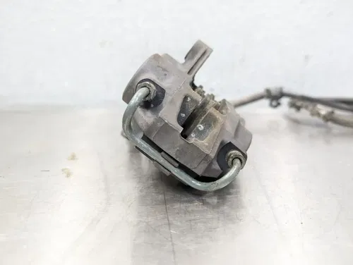 97-07 Yamaha YZF600 RIGHT LEFT FRONT BRAKE CALIPER PAIR CALIPERS MASTER CYLINDER